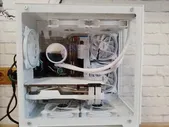 Корпус ПК Ginzzu V400 mATX кубик, закаленное стекло, RGB подсветка